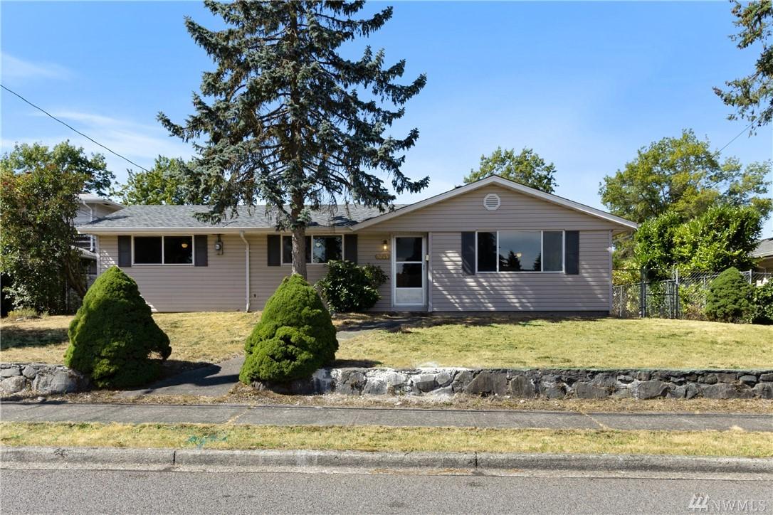 5215 Dahl Dr - Photo 1