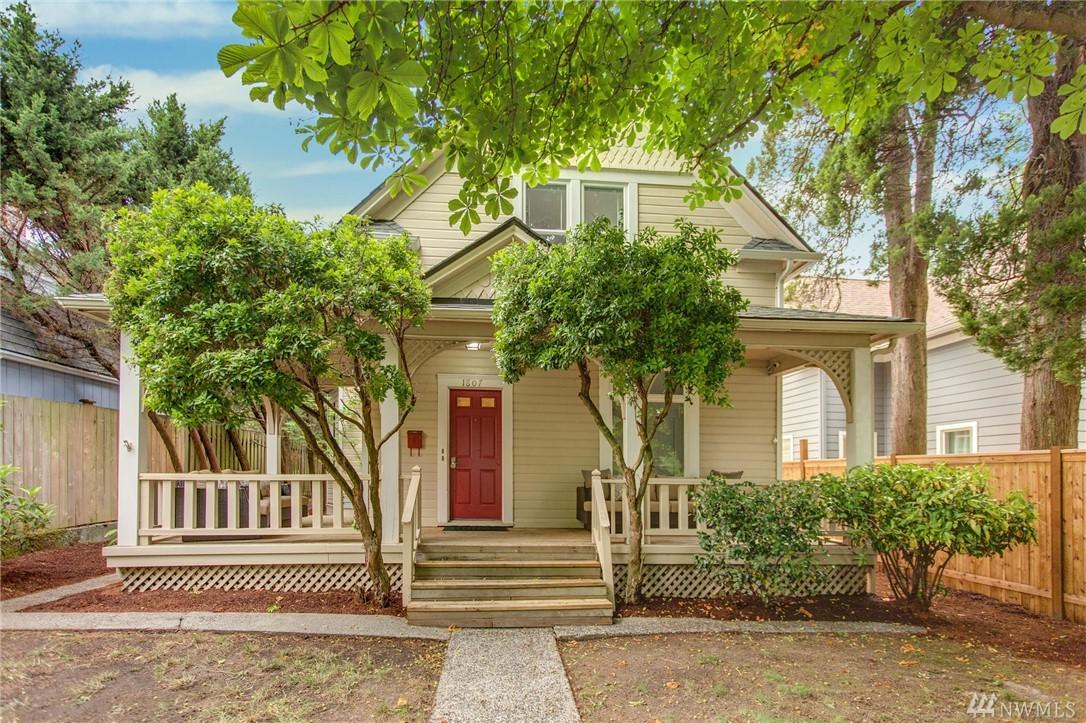 1807 6th Ave - Photo 1