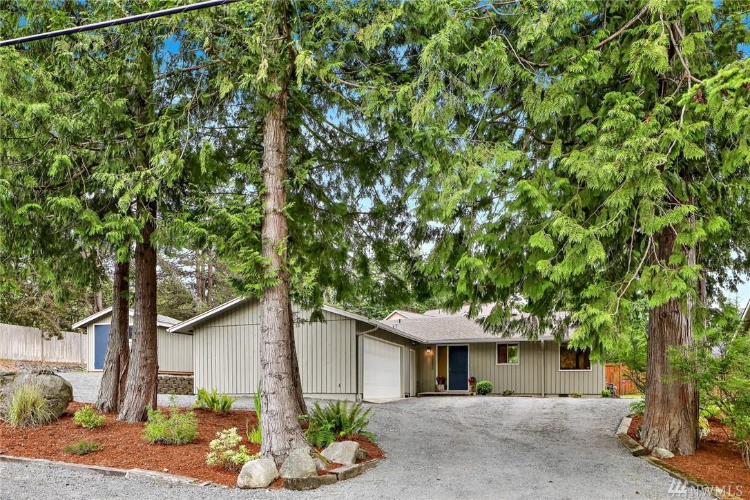 1203 Lakeview St - Photo 1