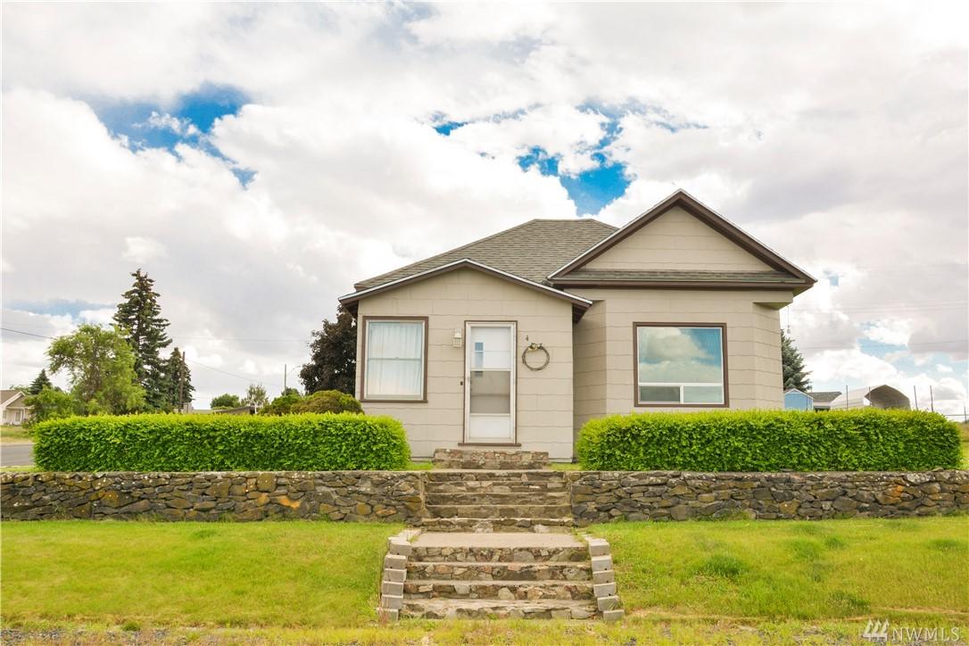 4 College Ave - Photo 1
