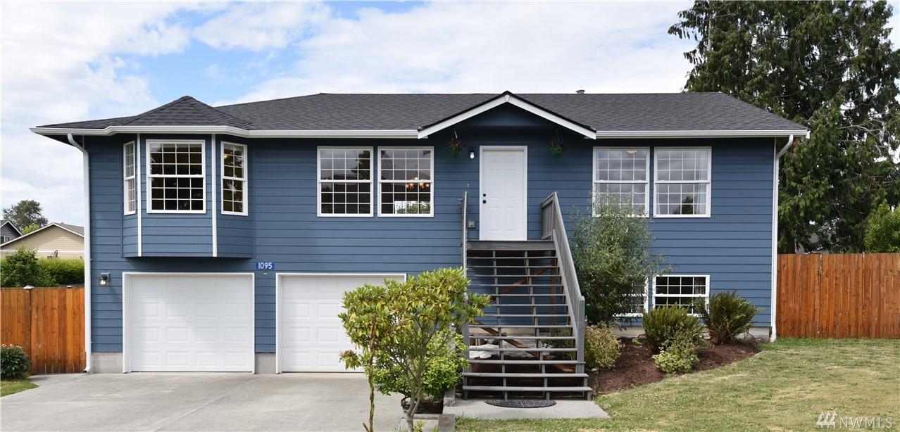 1095 Curtis Ave - Photo 1