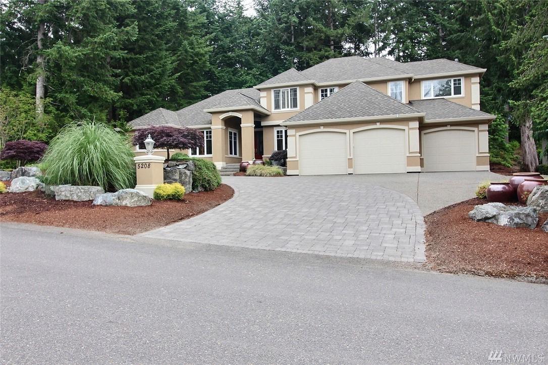 5208 Saddleback Dr - Photo 1