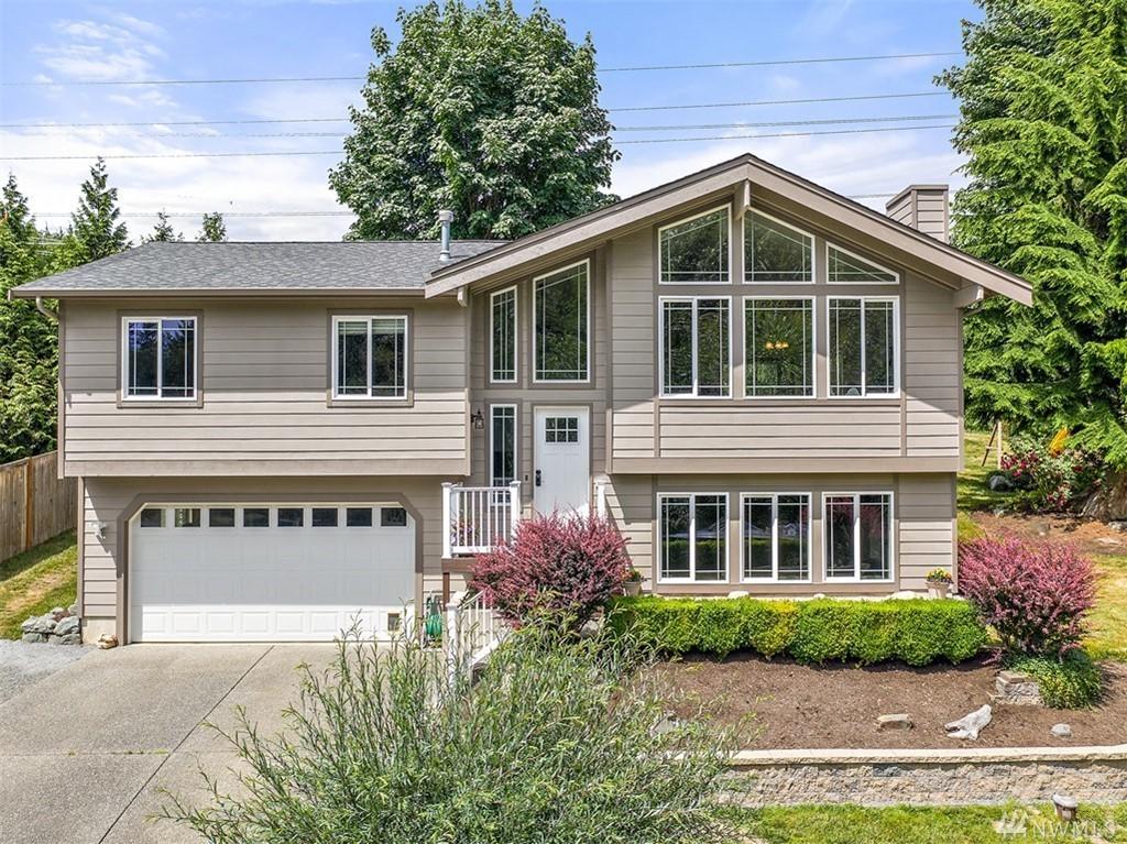 10818 134th Ave - Photo 1
