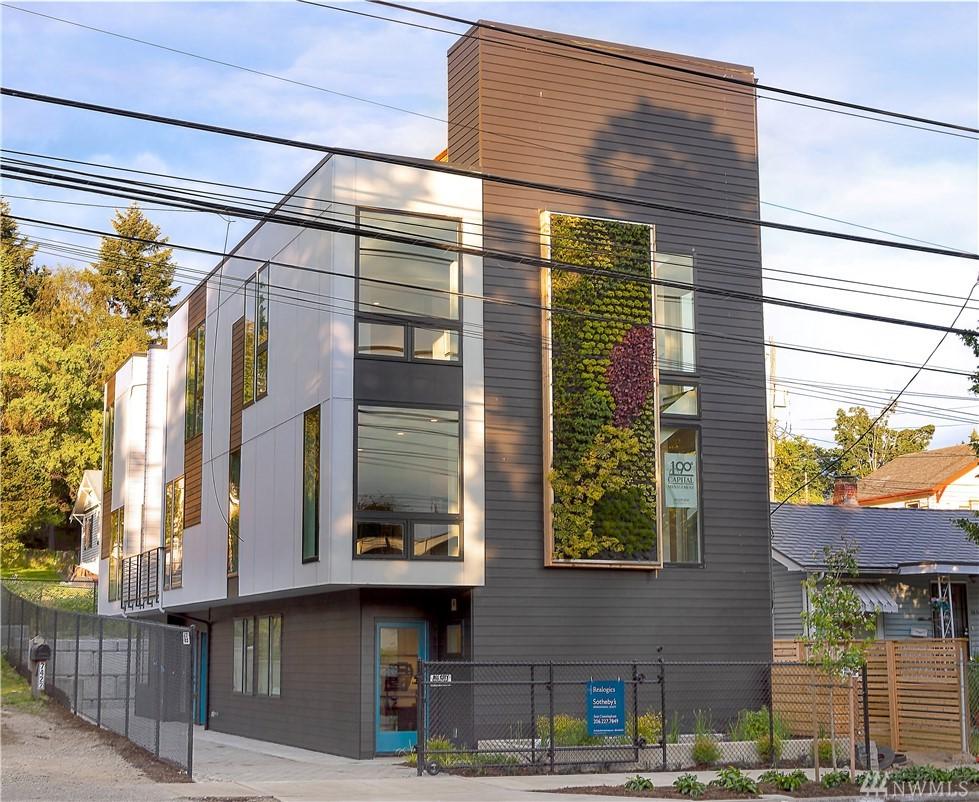 7424-A Rainier Ave - Photo 1