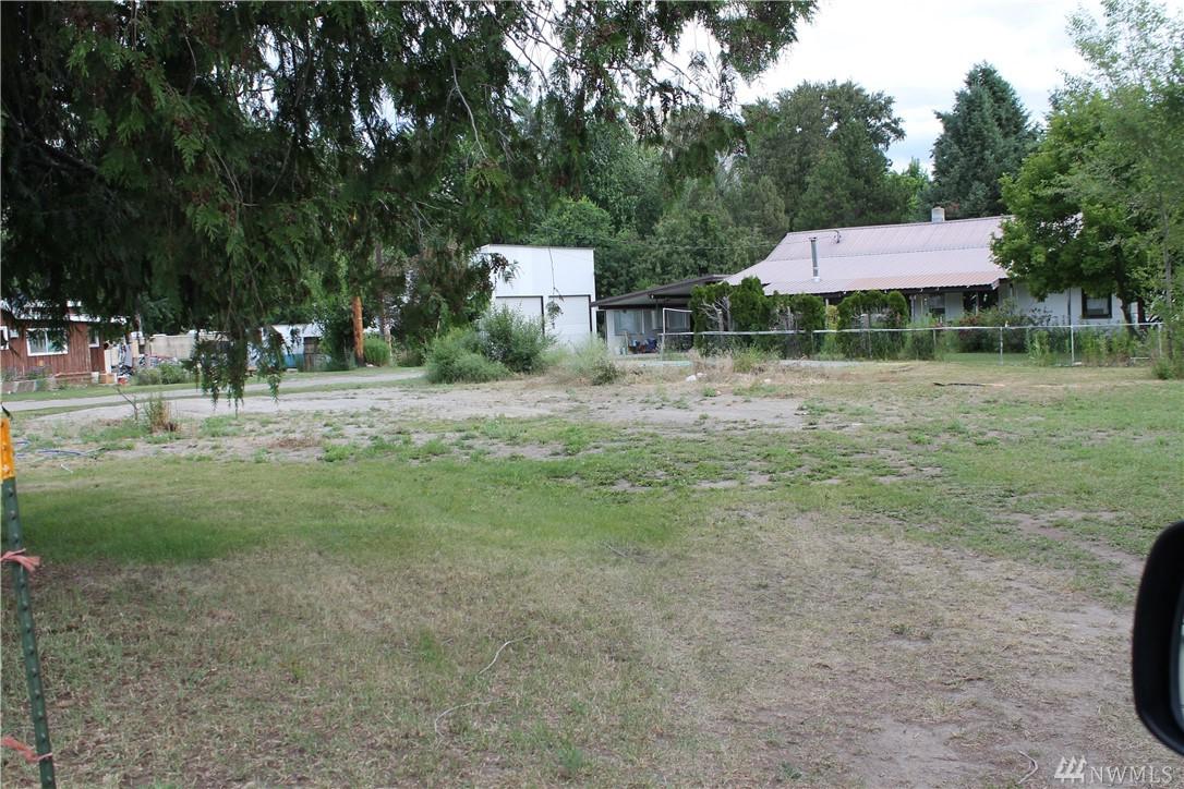 228 Jonathan St - Photo 1