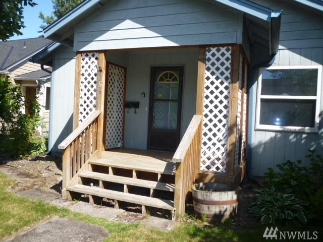 306 17th Ave - Photo 1