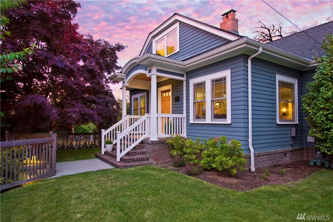 1722 Warren Ave - Photo 1