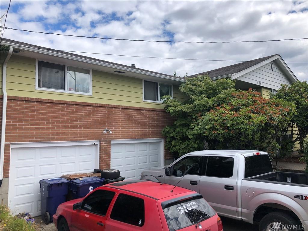 1519 Jackson Ave - Photo 1