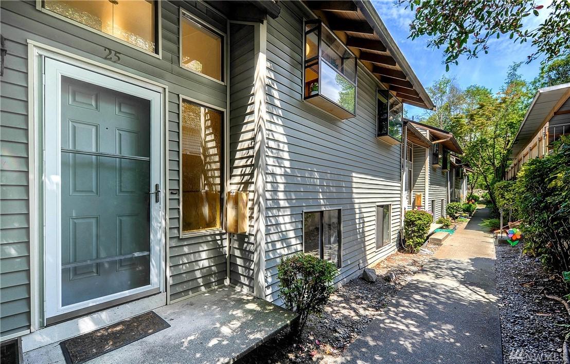 15625 42nd Ave - Photo 1