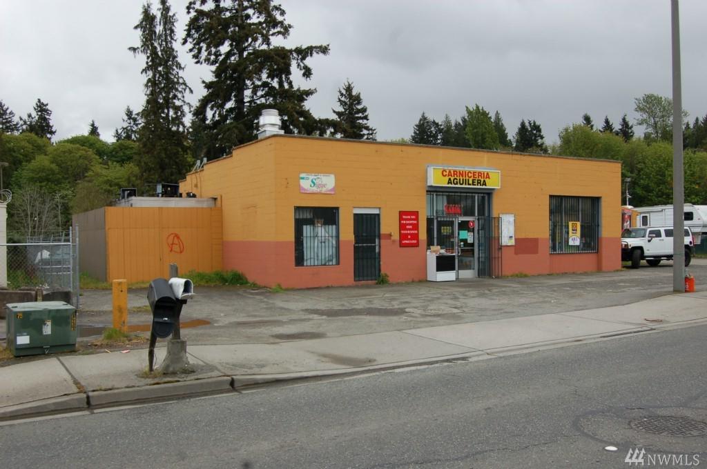 20856 International Blvd - Photo 1