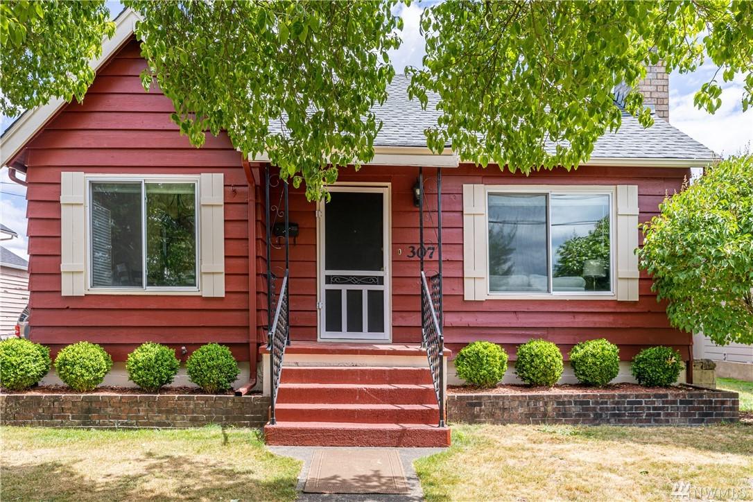 307 17th St - Photo 1