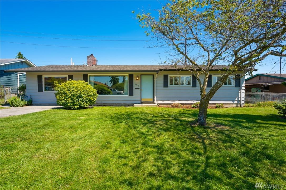 2330 Moore - Photo 1