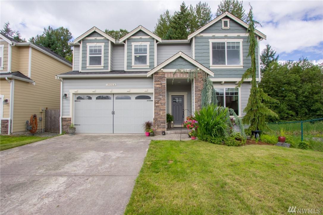 19306 89th Ave - Photo 1