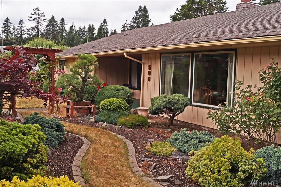 506 Wyandotte Ave - Photo 1