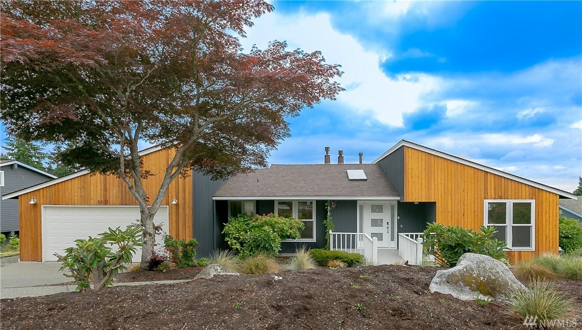 4831 155th Ave - Photo 1