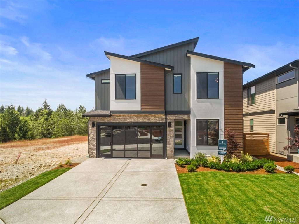 14512 199th Ave - Photo 1