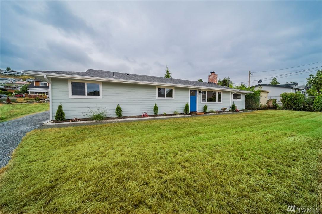 222 Maple St - Photo 1