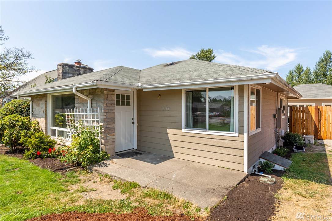 251 72nd St - Photo 1