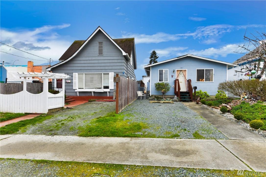 1005 20th St - Photo 1