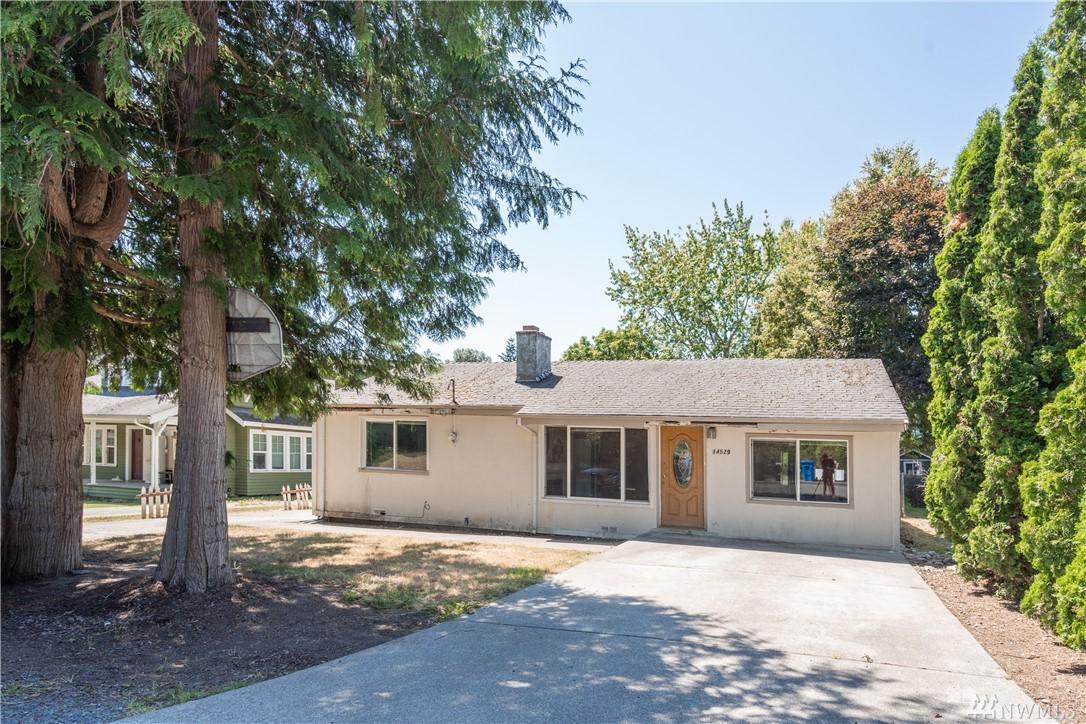 14529 31st Ave Ne - Photo 1