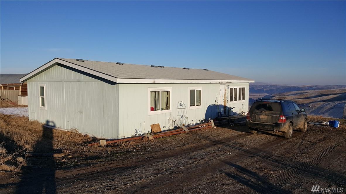 4300 Kingsbury - Photo 1