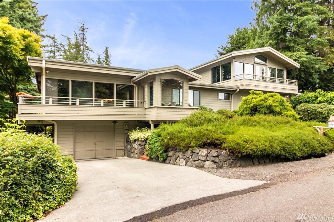 11216 Wing Point Dr - Photo 1