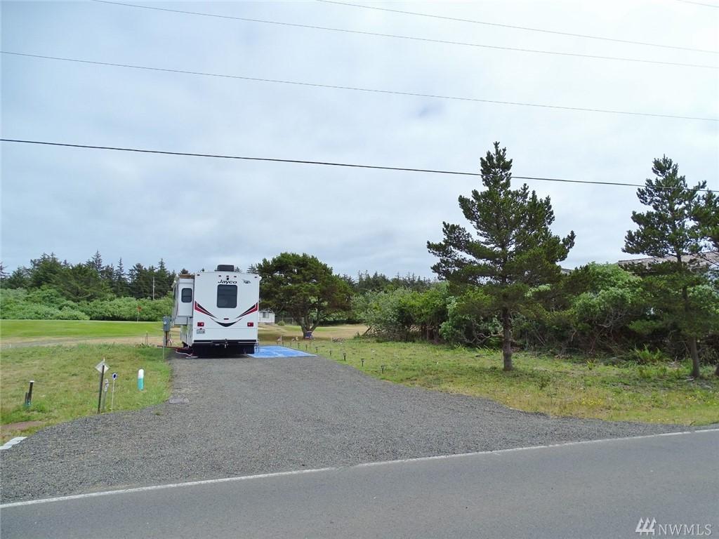 582 Canal Dr - Photo 1