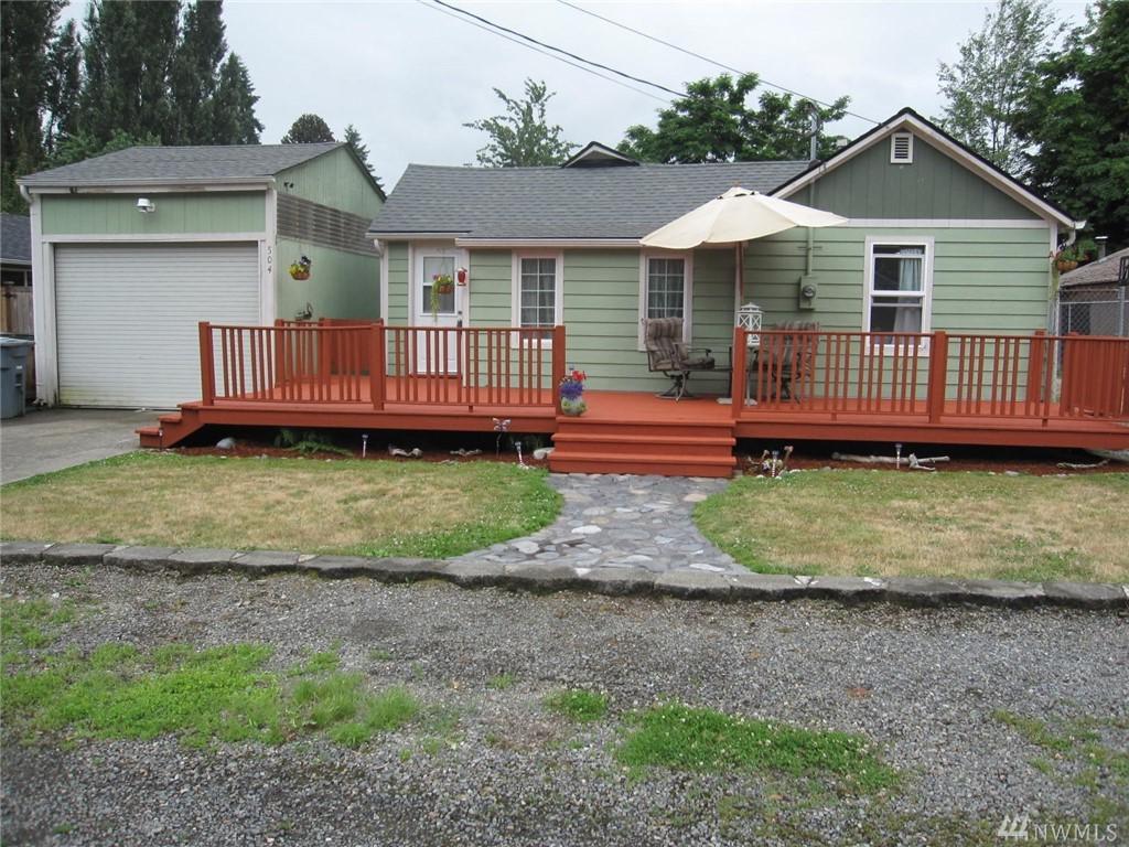 504 Train St - Photo 1