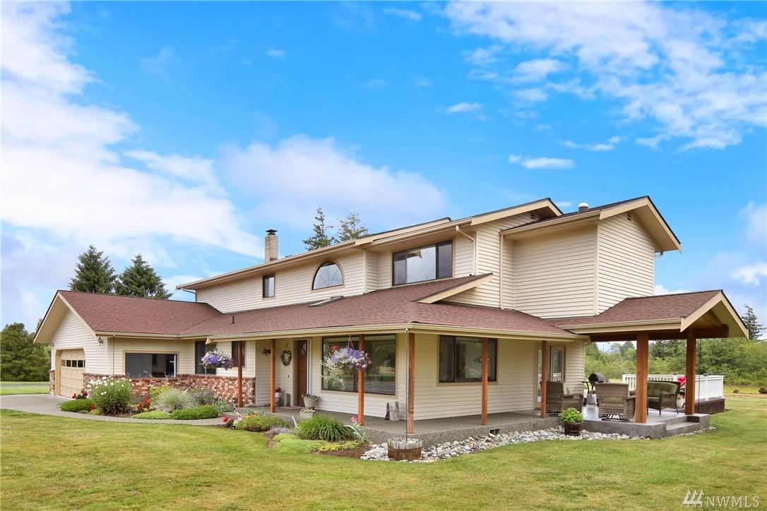 1025 Sunset Ave - Photo 1