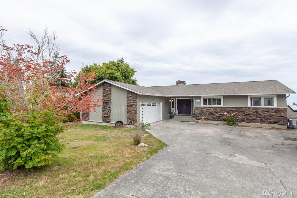 1619 5th St - Photo 1