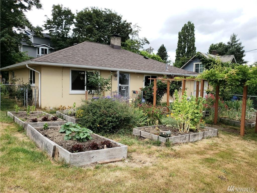 7239 33rd Ave - Photo 1