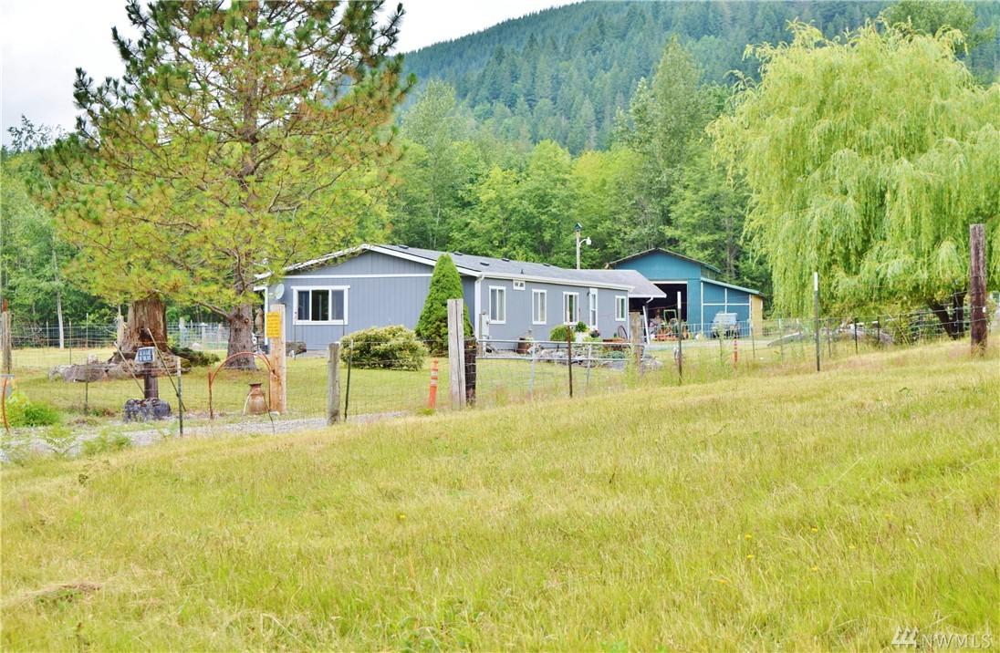 7104 Mt Baker Hwy - Photo 1
