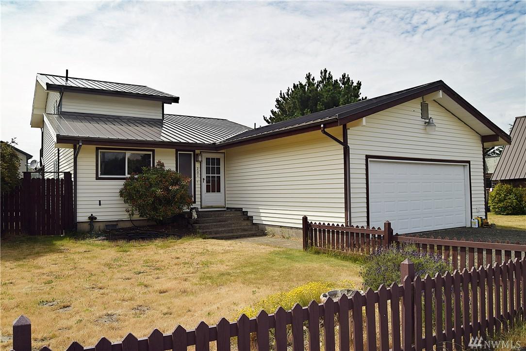 201 Ocean Shores Blvd - Photo 1