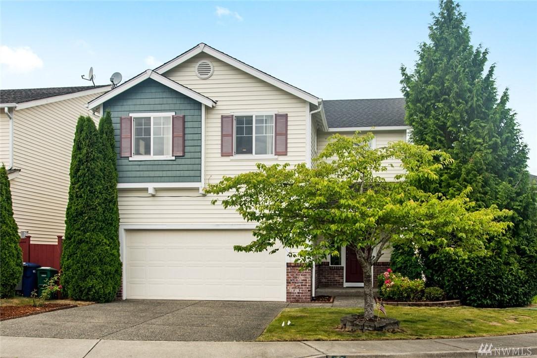 209 Glennwood Ave - Photo 1