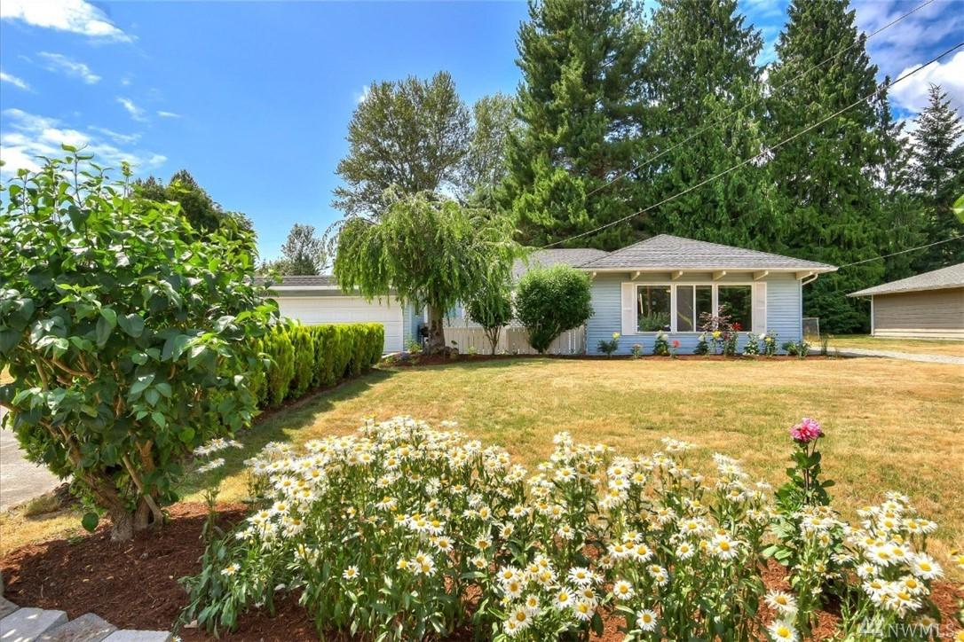 7704 63rd Dr - Photo 1