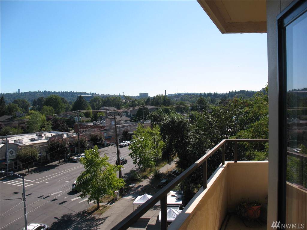 4545 Sand Point Wy - Photo 1