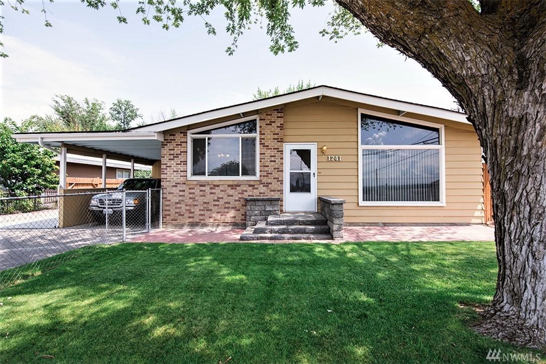 1241 Baker St - Photo 1