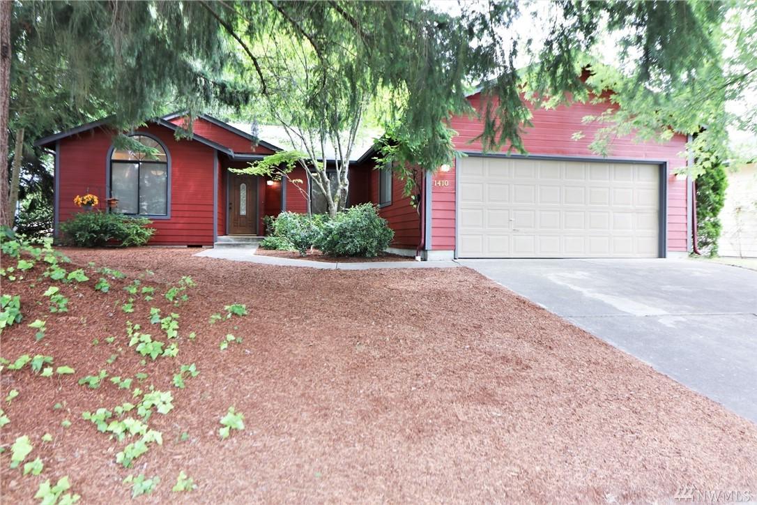 1410 9th Ave - Photo 1