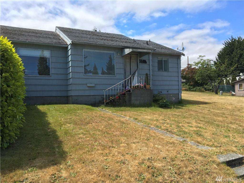 226 8th St - Photo 1