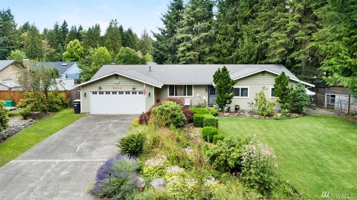5410 34th Ave - Photo 1