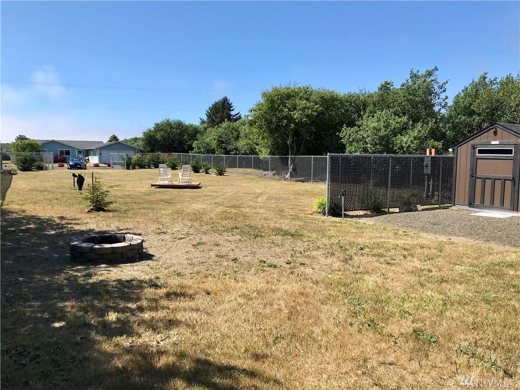 610 Canal Dr - Photo 1