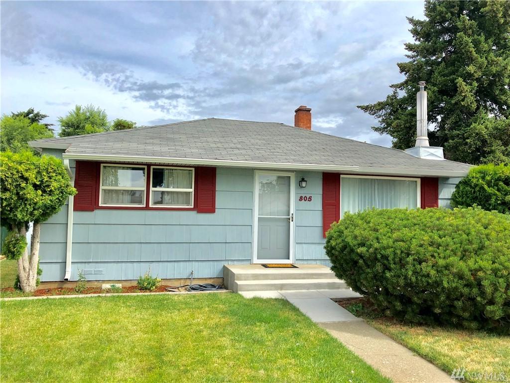 805 Hobert Ave - Photo 1