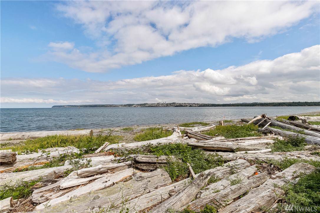 9505 Semiahmoo Pkwy - Photo 1