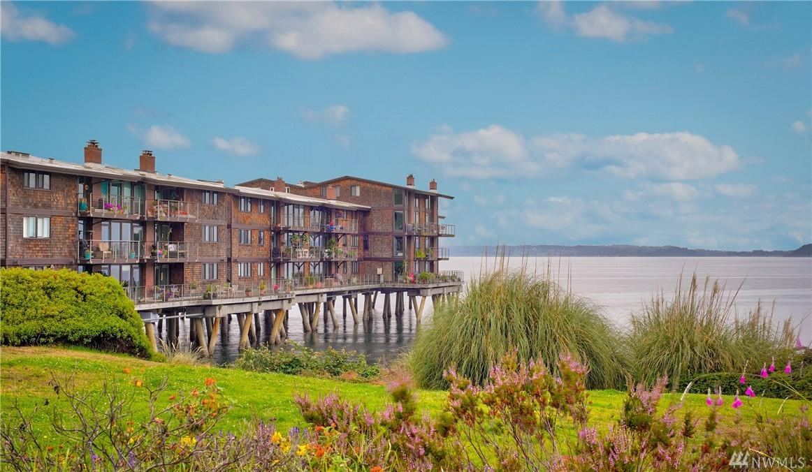 3717 Beach Dr - Photo 1