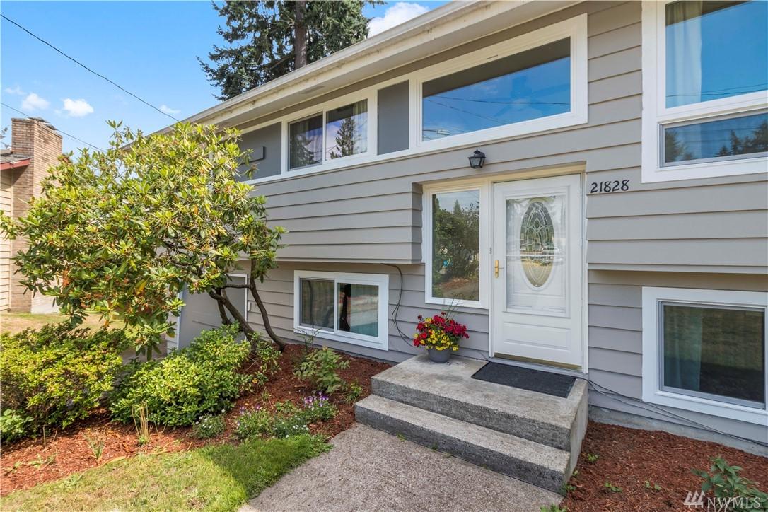 21828 76th Place - Photo 1