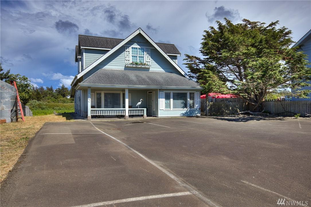 580 Point Brown Ave - Photo 1