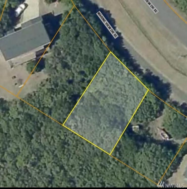 137 Marine View Dr - Photo 1