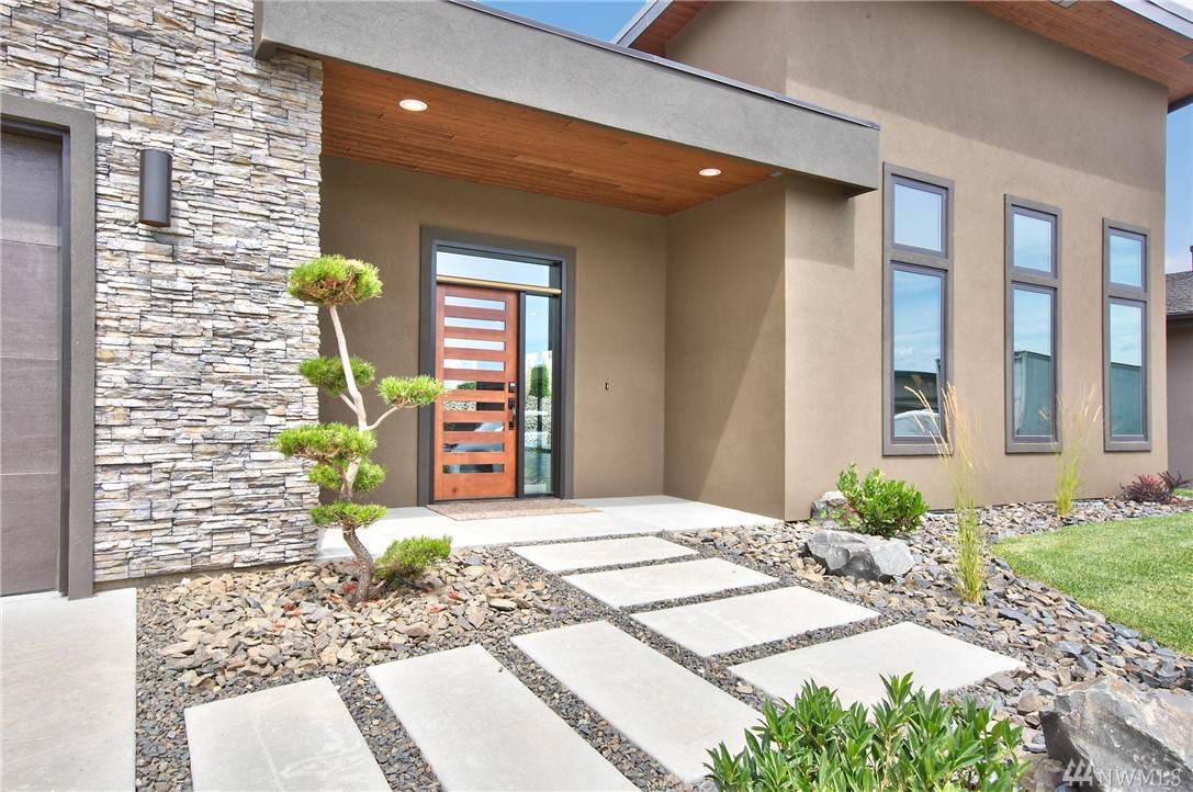 4401 Catalyss Wy - Photo 1