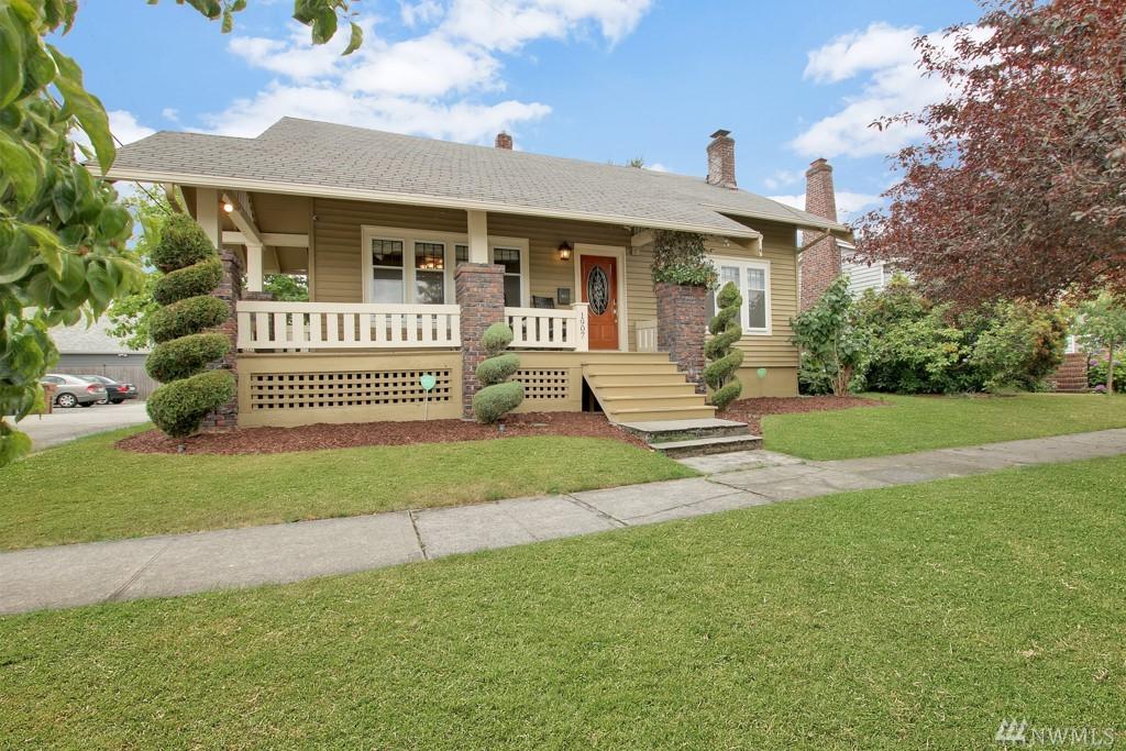 1907 Cedar St - Photo 1