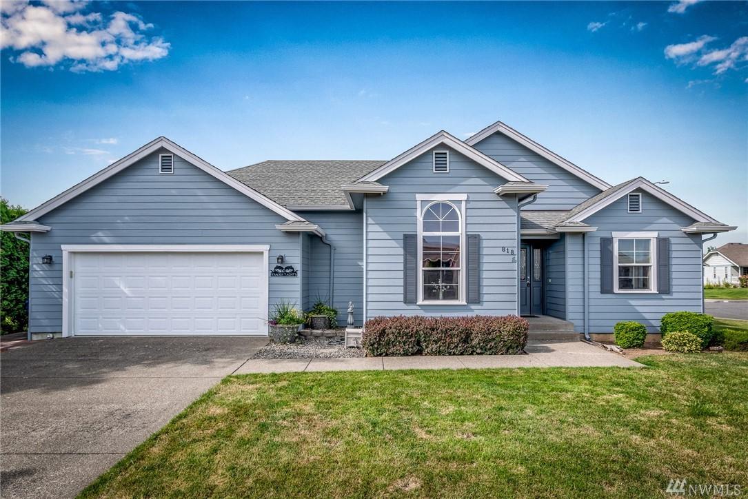818 Cedar Dr - Photo 1